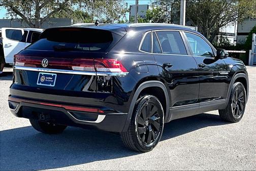 2024 Volkswagen Atlas Cross Sport 2.0T SE w/Technology