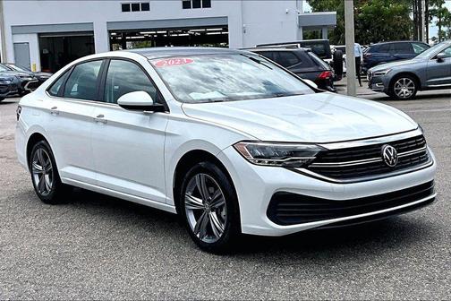 Opal White Pearl 2023 Volkswagen Jetta 1.5T SE