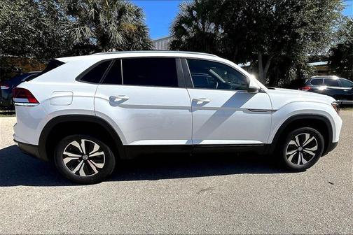 2026 Volkswagen Atlas Cross Sport 2.0T SE
