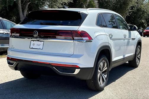 2026 Volkswagen Atlas Cross Sport 2.0T SE