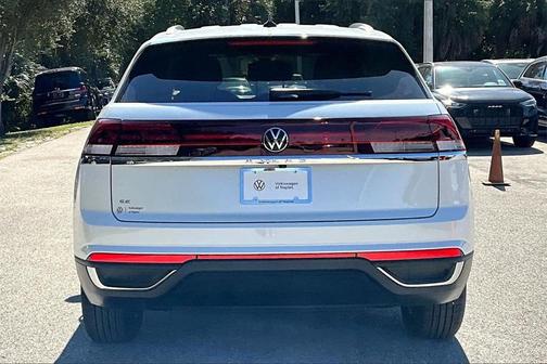 2026 Volkswagen Atlas Cross Sport 2.0T SE