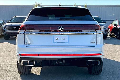 2026 Volkswagen Atlas Cross Sport 2.0T SEL Premium