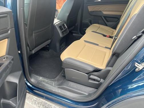 2021 Volkswagen Atlas Cross Sport 2.0T SE w/Technology