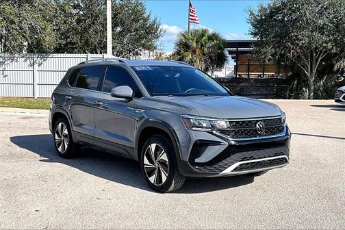 2024 Volkswagen Taos 1.5T SE