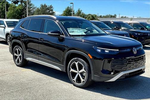 2025 Volkswagen Tiguan 2.0T SE