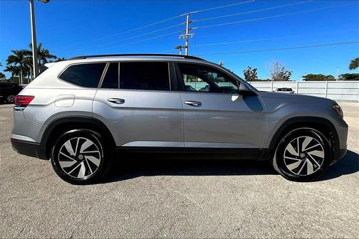2025 Volkswagen Atlas 2.0T SE w/Technology 4MOTION