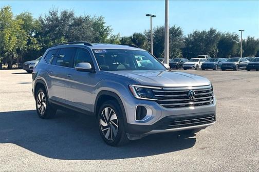 2025 Volkswagen Atlas 2.0T SE w/Technology 4MOTION
