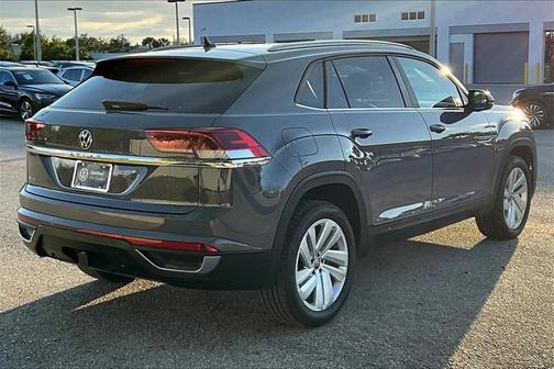 2022 Volkswagen Atlas Cross Sport 3.6L V6 SE w/Technology