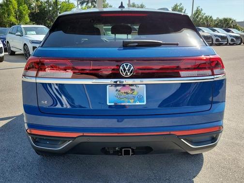2025 Volkswagen Atlas Cross Sport 2.0T SE w/Technology