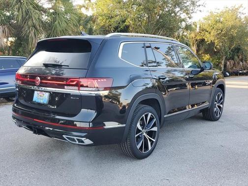 2025 Volkswagen Atlas 2.0T SEL Premium R-Line 4MOTION