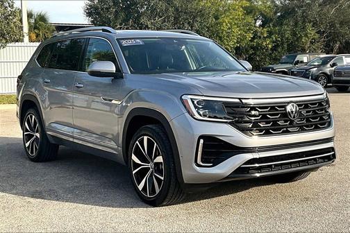 2025 Volkswagen Atlas 2.0T SEL Premium R-Line 4MOTION