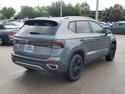 2025 Volkswagen Taos 1.5T SE