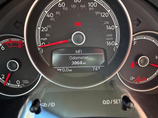 2019 Volkswagen Beetle 2.0T SE