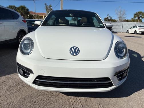 2019 Volkswagen Beetle 2.0T SE