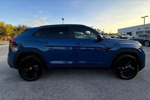 2025 Volkswagen Atlas Cross Sport 2.0T SEL