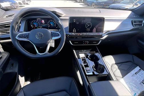 2026 Volkswagen Atlas Cross Sport 2.0T SE w/Technology