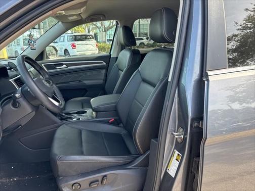 2023 Volkswagen Atlas 2.0T SE