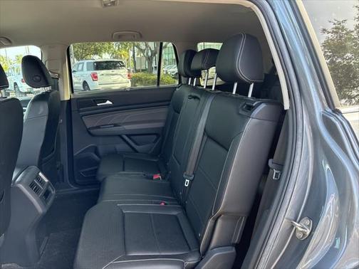 2023 Volkswagen Atlas 2.0T SE