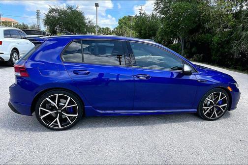 Lapiz Blue Metallic 2024 Volkswagen Golf R 2.0T Manual