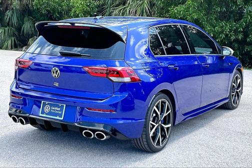 Lapiz Blue Metallic 2024 Volkswagen Golf R 2.0T Manual