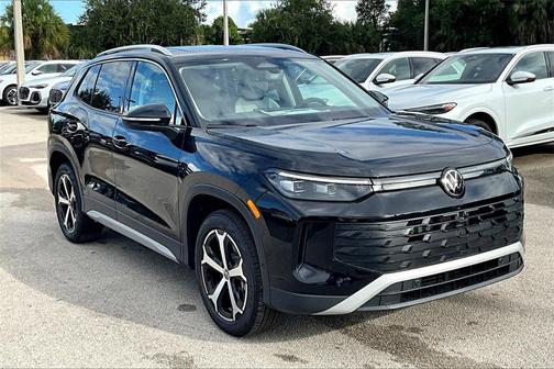 2025 Volkswagen Tiguan 2.0T SE 4MOTION