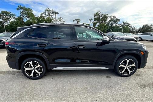 2025 Volkswagen Tiguan 2.0T SE 4MOTION