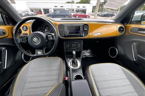 2016 Volkswagen Beetle 1.8T Dune