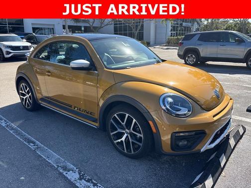 2016 Volkswagen Beetle 1.8T Dune