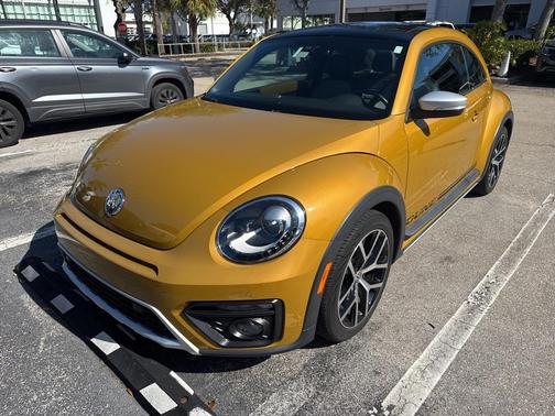 2016 Volkswagen Beetle 1.8T Dune