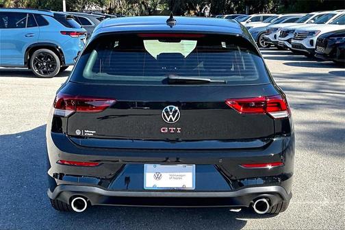 2026 Volkswagen Golf GTI 2.0T SE DSG