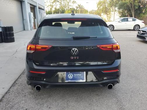 2024 Volkswagen Golf GTI 2.0T SE DSG