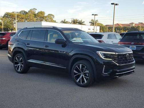 2025 Volkswagen Atlas 2.0T SEL Premium R-Line 4MOTION
