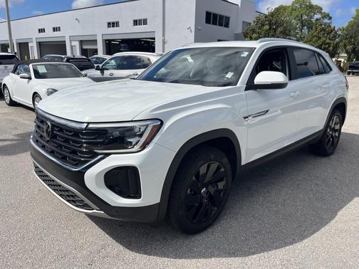 2025 Volkswagen Atlas Cross Sport 2.0T SE w/Technology 4MOTION