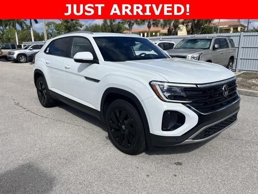 2025 Volkswagen Atlas Cross Sport 2.0T SE w/Technology 4MOTION