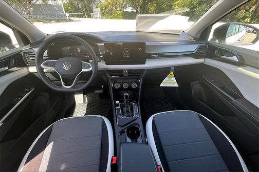 2025 Volkswagen Taos 1.5T S
