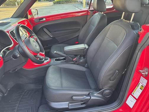 2019 Volkswagen Beetle 2.0T S