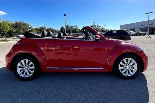 2019 Volkswagen Beetle 2.0T S