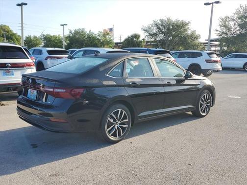 2025 Volkswagen Jetta 1.5T SE