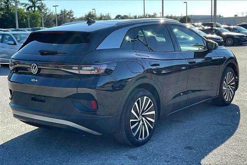 2023 Volkswagen ID.4 Pro S Plus