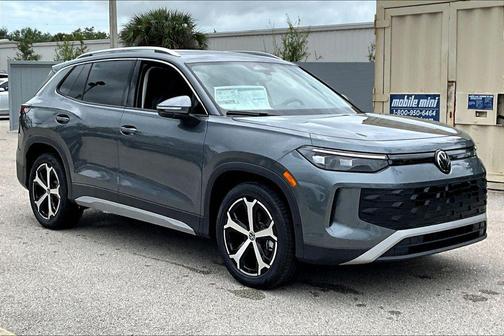 2026 Volkswagen Tiguan 2.0T SE