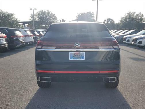 2025 Volkswagen Atlas Cross Sport 2.0T SEL Premium