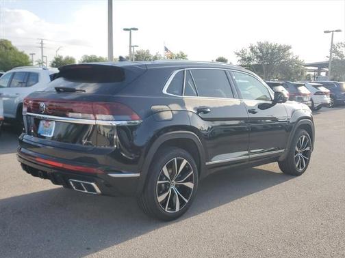 2025 Volkswagen Atlas Cross Sport 2.0T SEL Premium