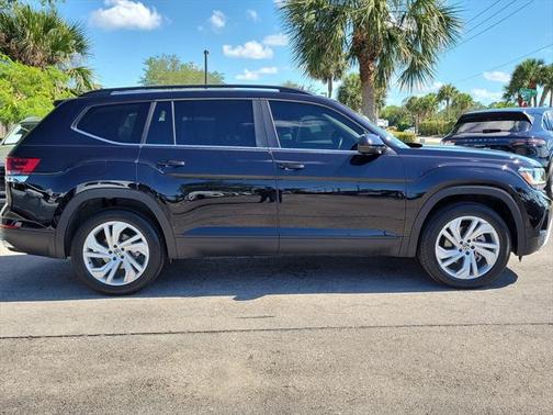 2023 Volkswagen Atlas 2.0T SE w/Technology