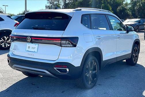 2026 Volkswagen Taos SE