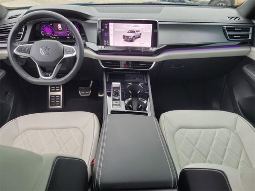 2024 Volkswagen Atlas Cross Sport 2.0T SEL Premium