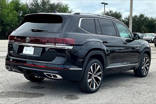 2026 Volkswagen Atlas 2.0T SEL Premium R-Line 4MOTION