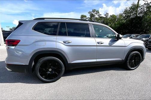 2026 Volkswagen Atlas 2.0T SE w/Technology 4MOTION