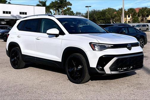 2026 Volkswagen Taos SE