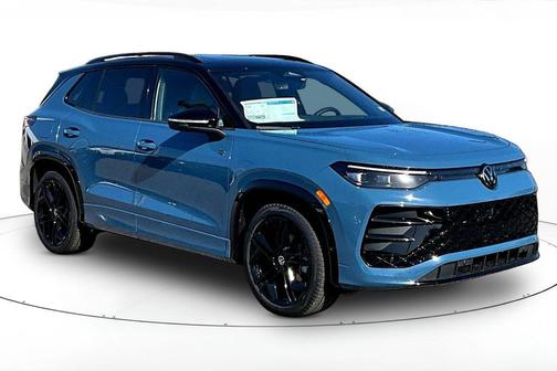 Blue 2026 Volkswagen Tiguan 2.0T SE R-Line Black