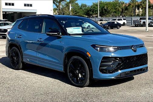 Blue 2026 Volkswagen Tiguan 2.0T SE R-Line Black